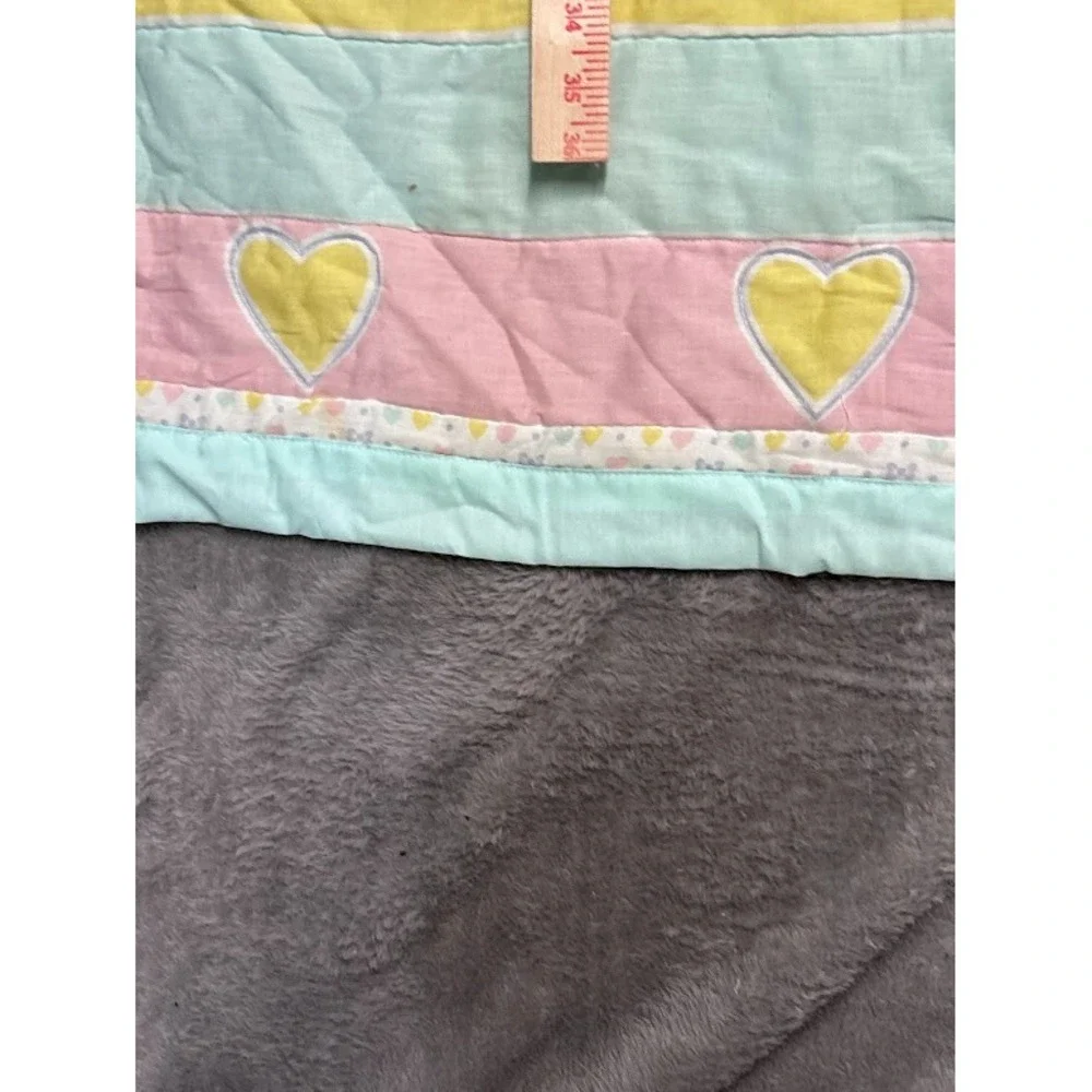 Vintage Baby Blanket – Bunny with Hearts – Pastel Colors – 80s/90s Cotton Quilt